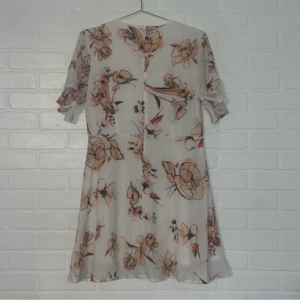 Paper Crane Dress White Orange Floral Designs V Neck Mini Dress Spring Medium - Picture 5 of 9